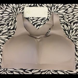 Lululemon Enlite Bra NWT Sz 34C color nude bday